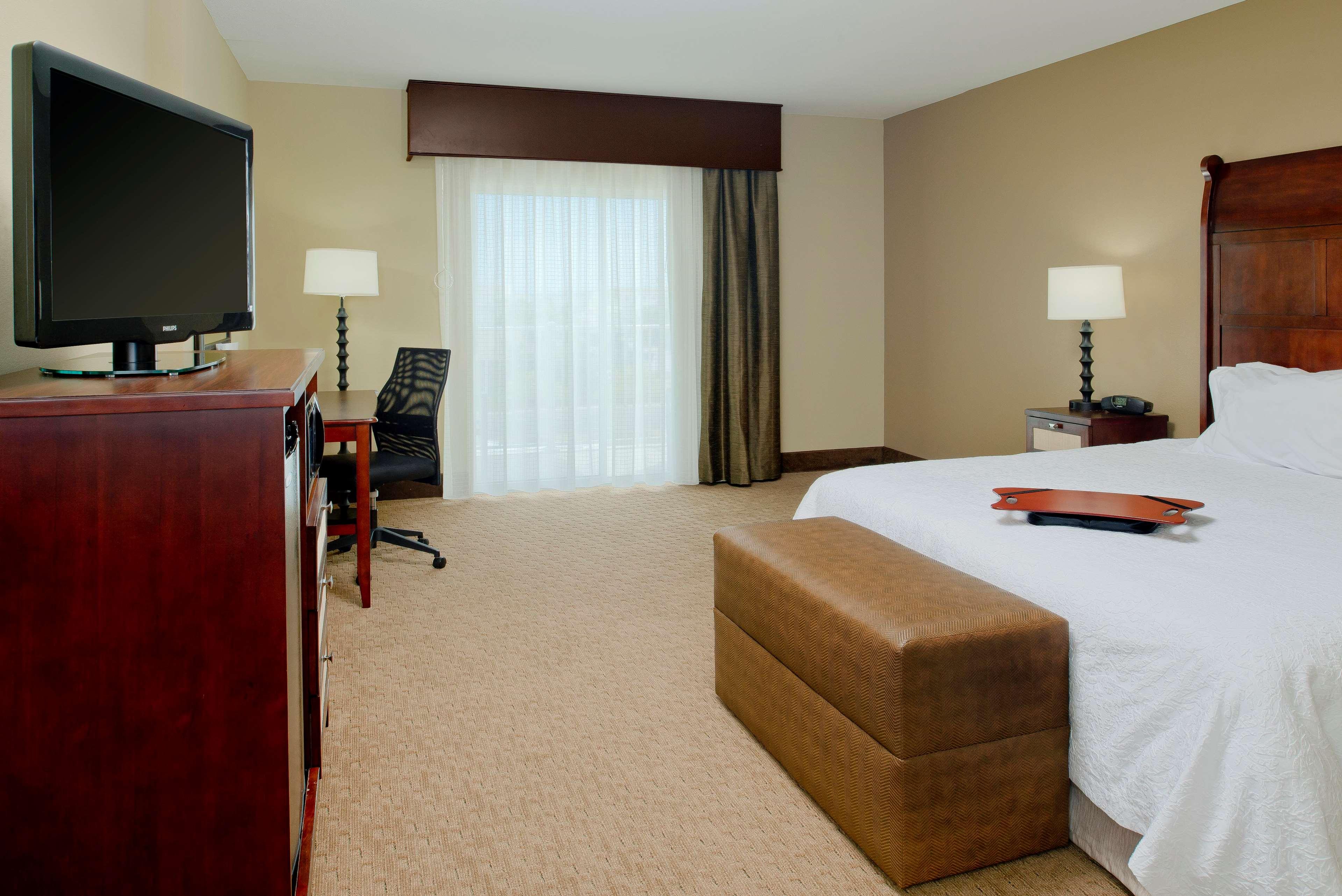 ROOM, KING BED, SOFA, NEXT TO ELEVATOR