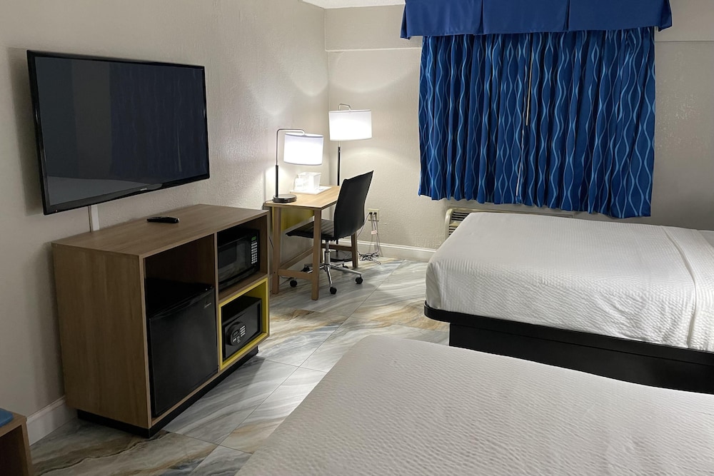 Days Inn by Wyndham Jersey City / NYC Area 7/41