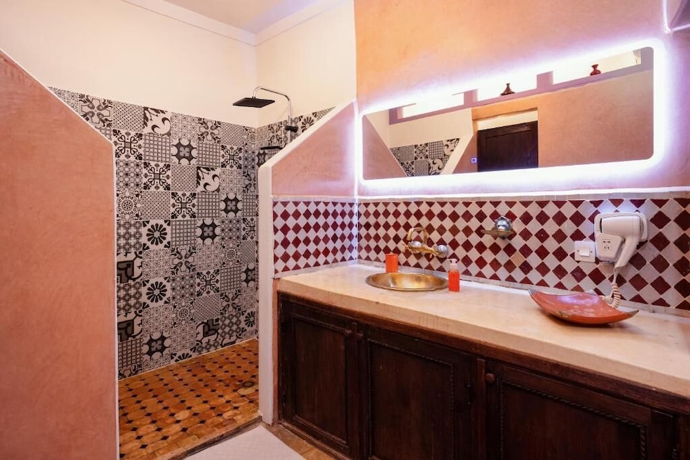 Riad Sidi Mimoune 76/76