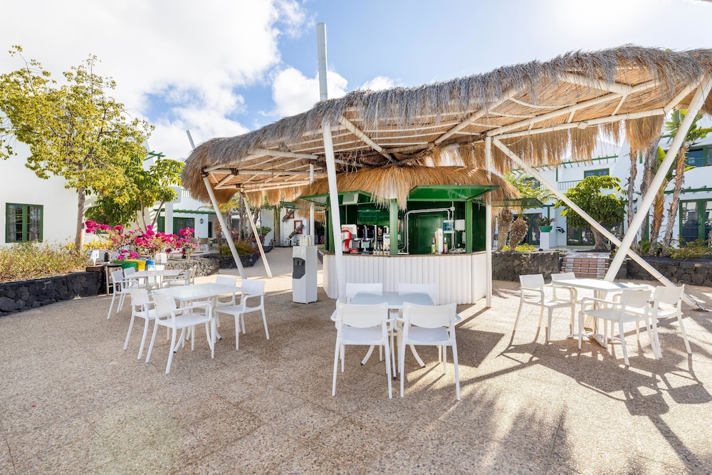 THB Royal in YAIZA