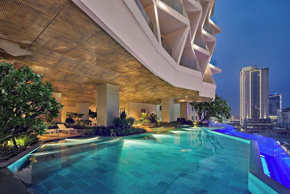 Hyatt Place Ha Long Bay, Bai Chay 47/50