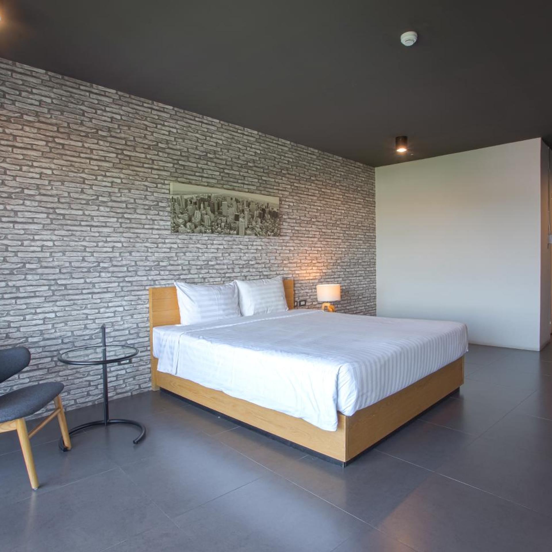Petzlee, King Bed, Pet Friendly