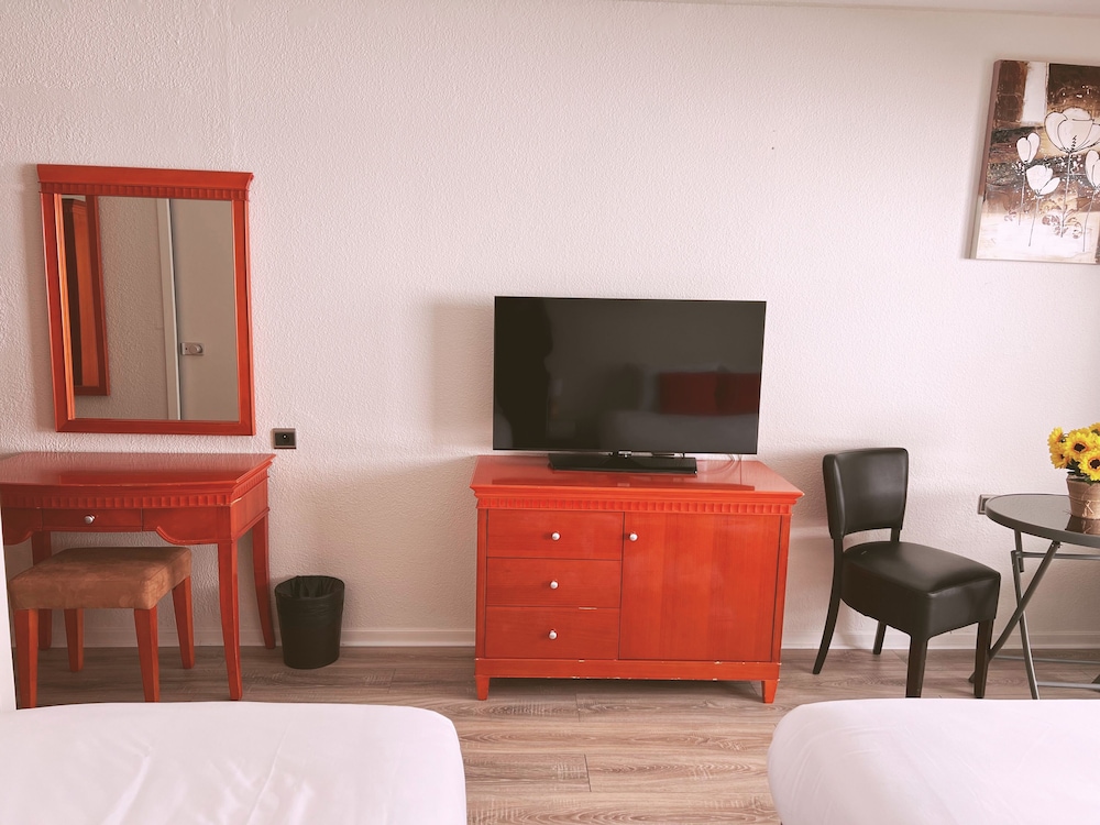 Hotel La Tarentaise 40/50