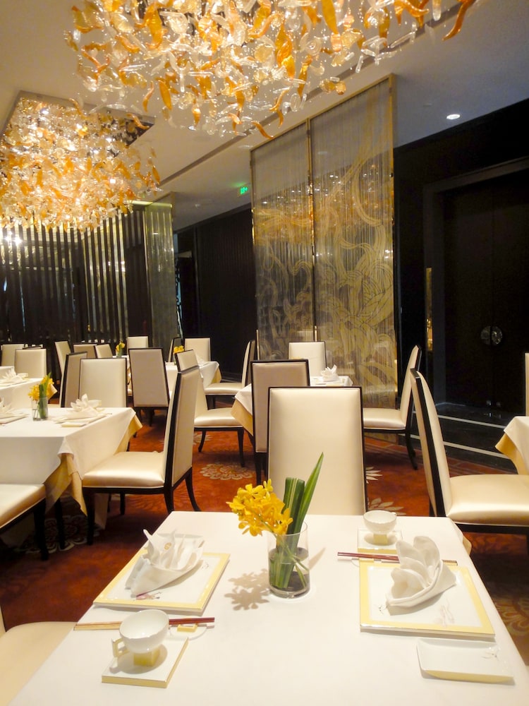 The Langham Shenzhen 66/83