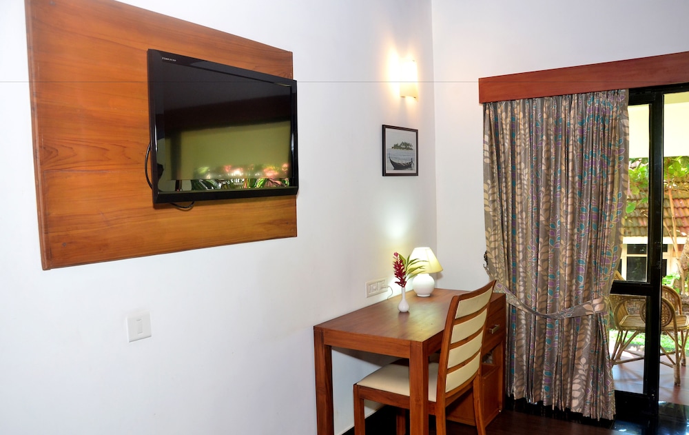 Vasco Dagama Beach Resort 12/30