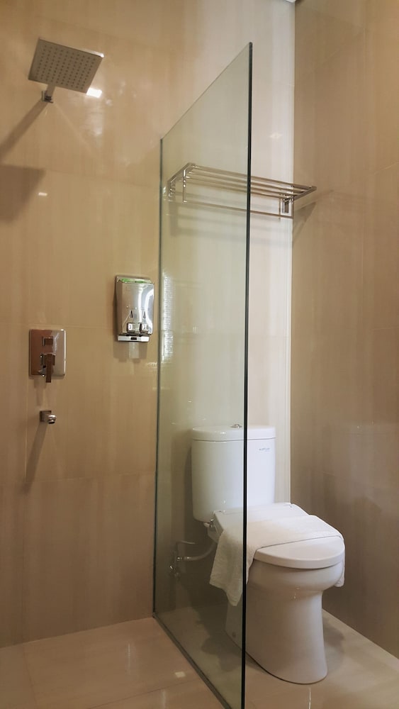 HOTEL GRIYA ASRI 28/28