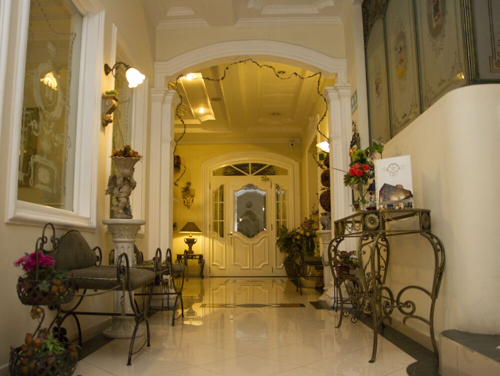 Eugenia Hotel Quito 47/48