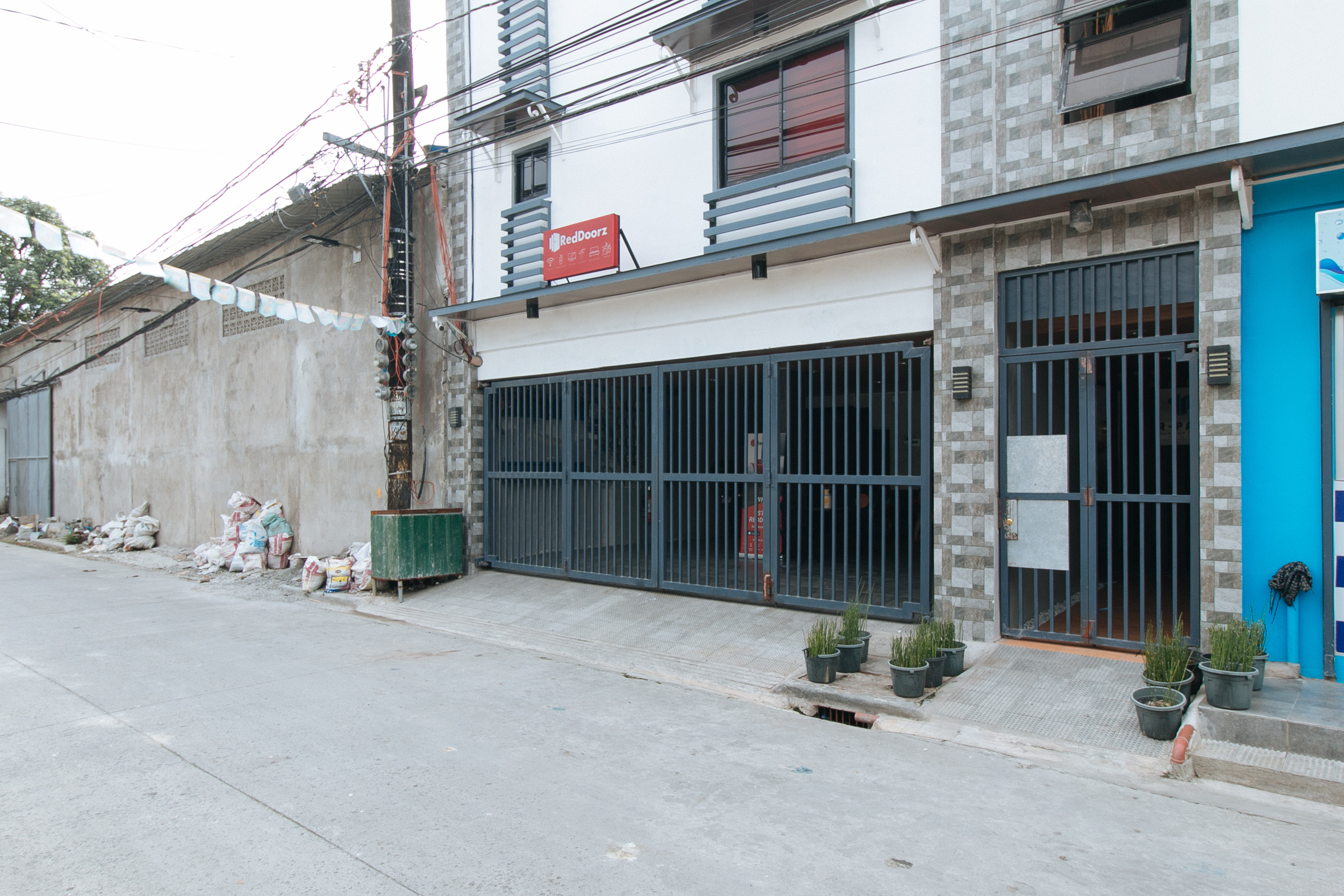 RedDoorz Near Christ the King Medical Center 24/28