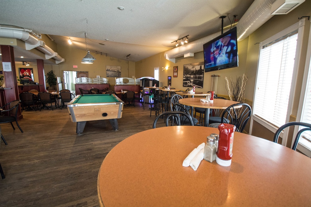 Nova Inn Acheson 25/29
