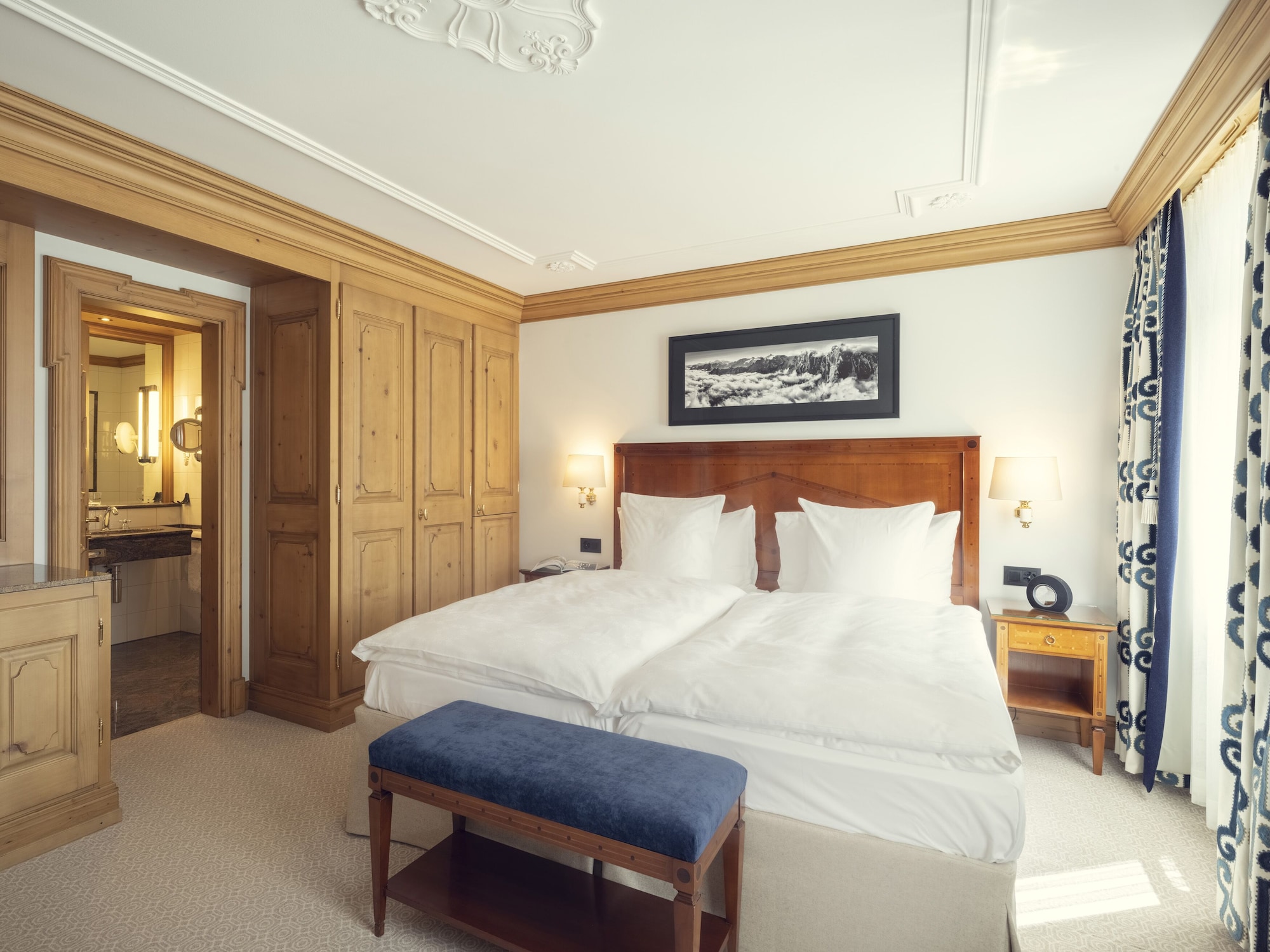 Room, King Bed, Village Side