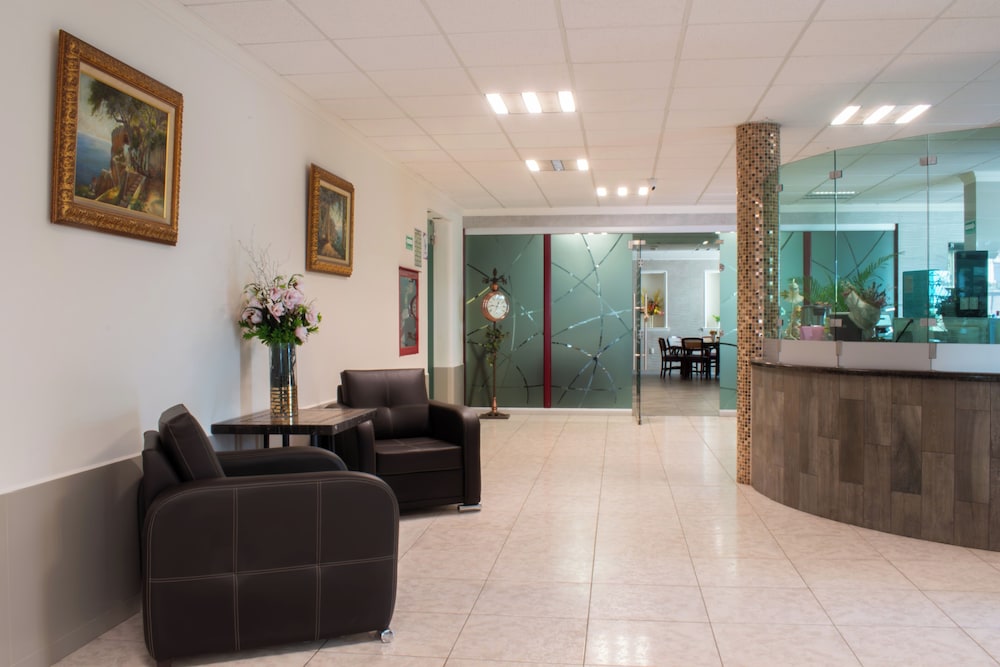 Hotel & Suites Aliana 10/50