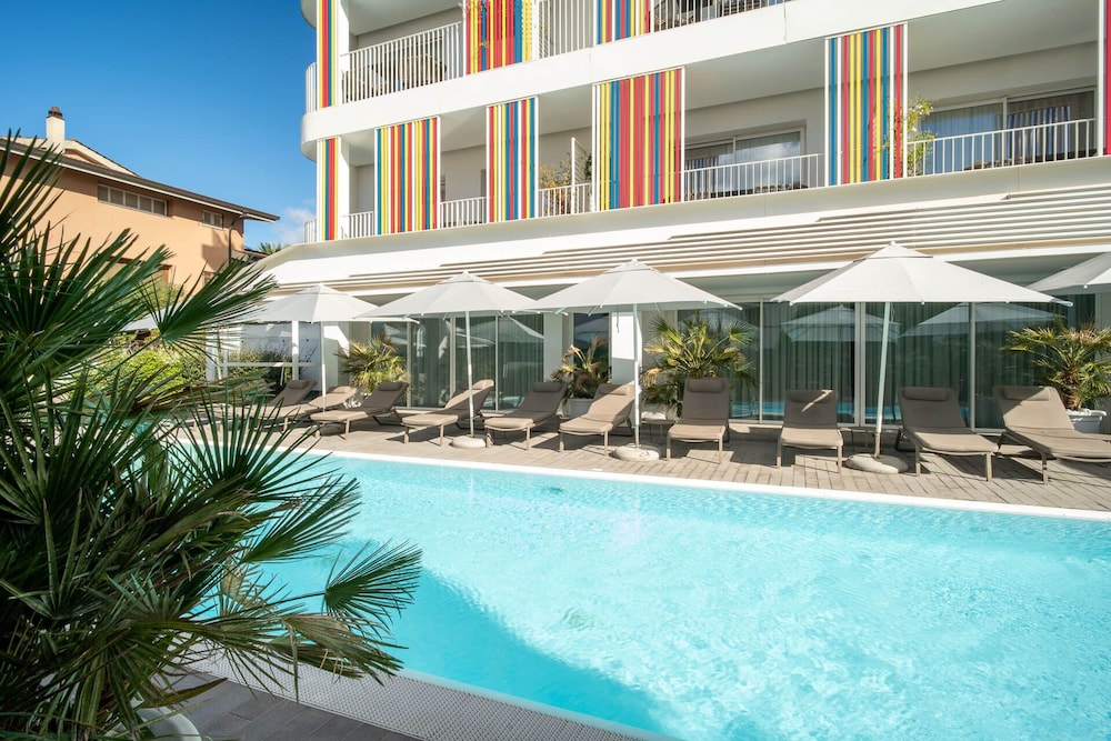 Hotel Felix Olbia 8/72