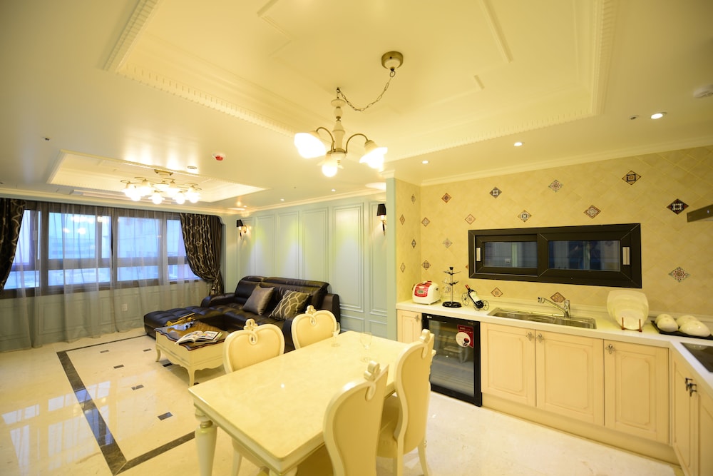 Hotel Graytone Dunsan 35/50