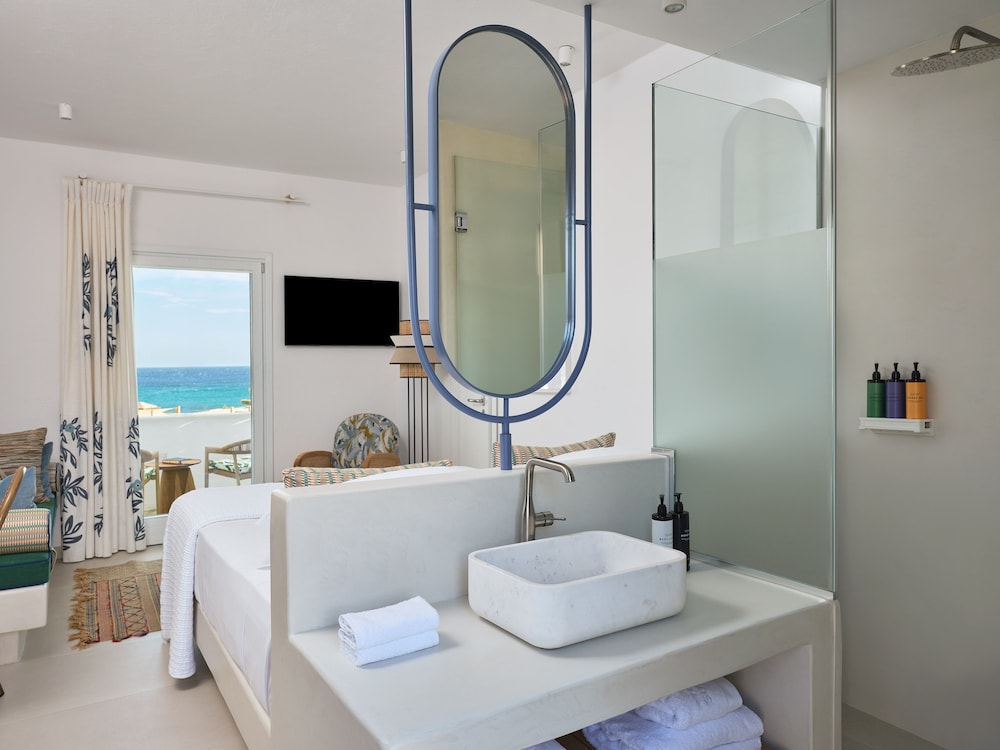 1 BEDROOM, SUPERIOR, DOUBLE BED, SEA VIEW