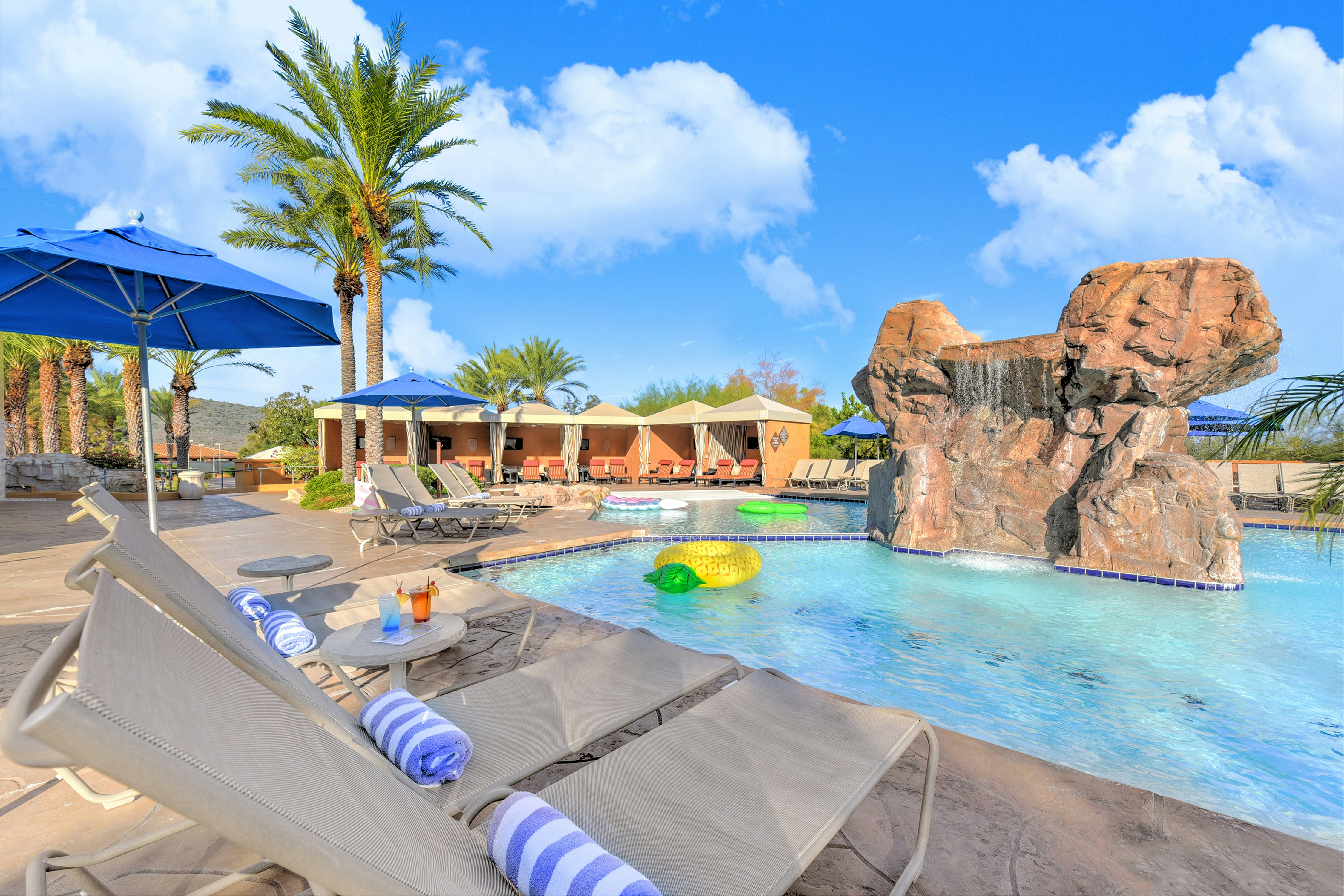 Hilton Phoenix Tapatio Cliffs Resort 59/75