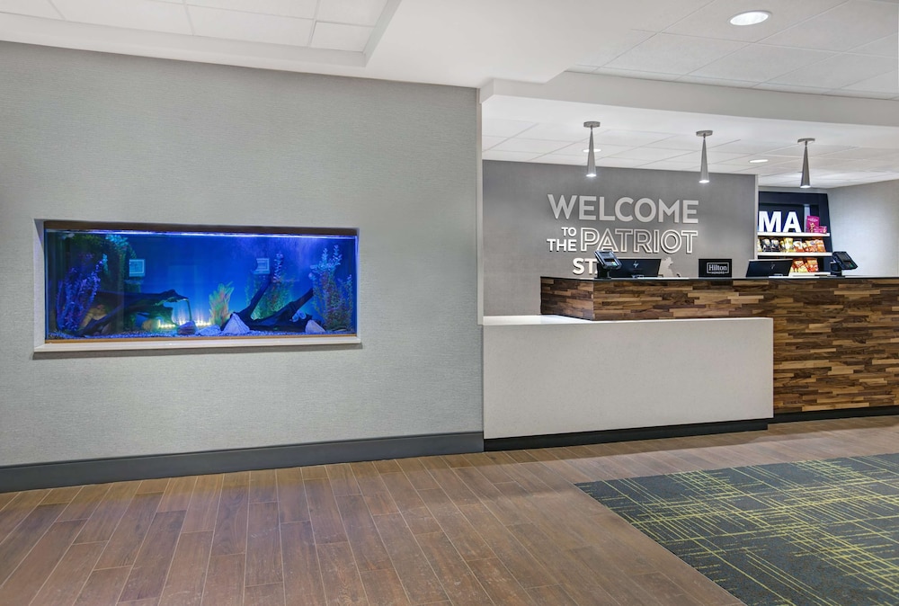 Hampton Inn Westfield 3/45