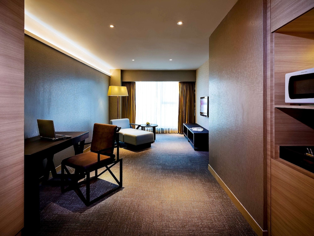 Grand Mercure Singapore Roxy 47/66