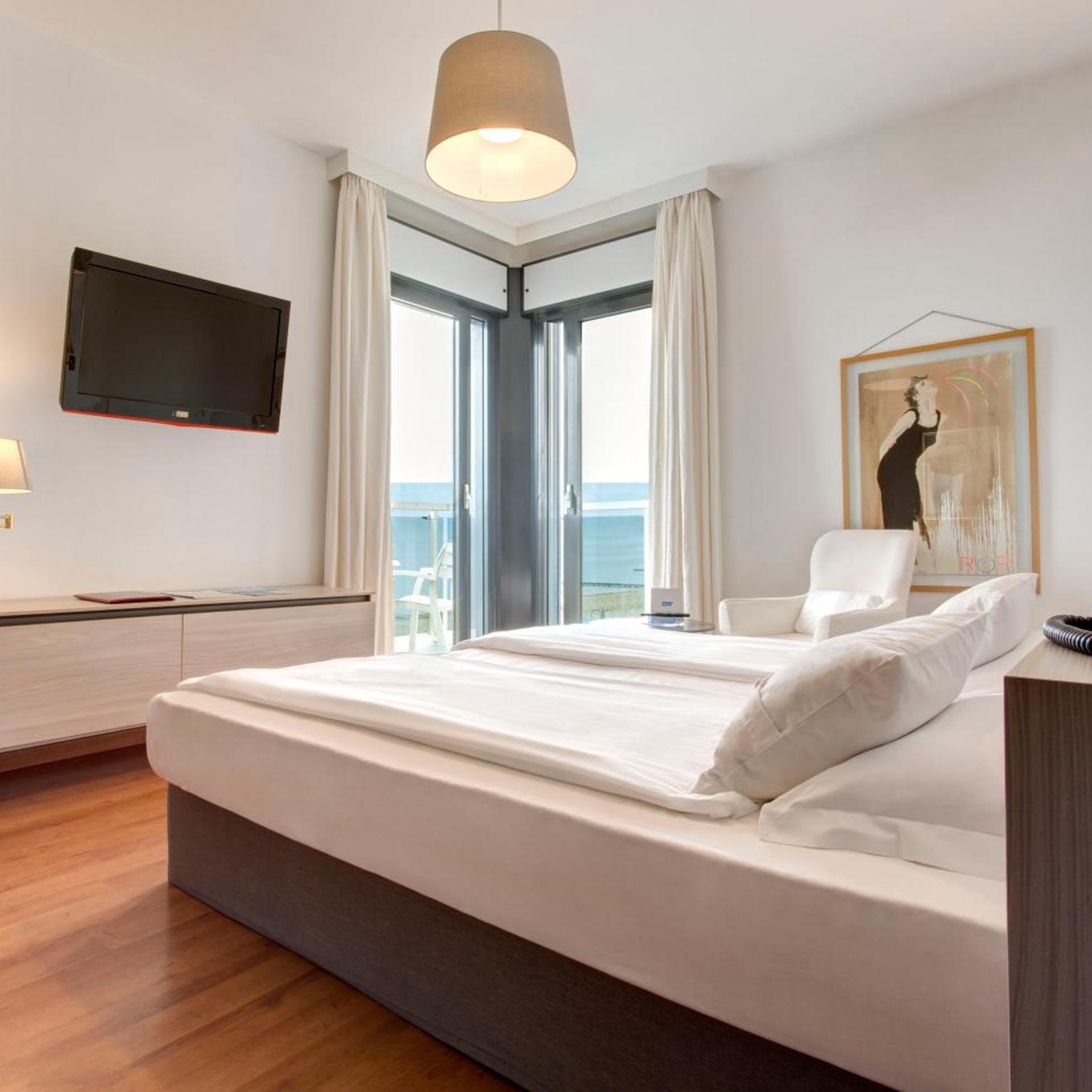 Superior, Double Bed, Sea View