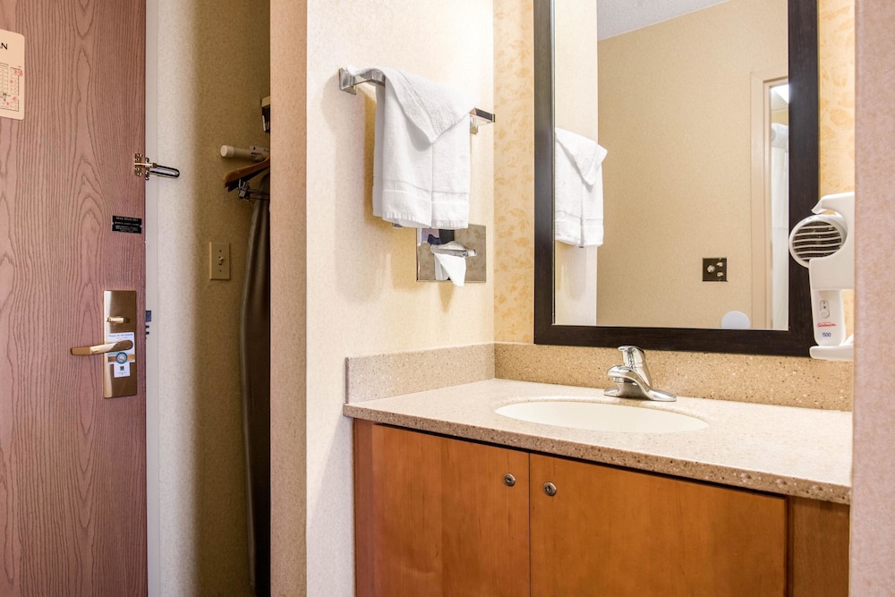 Quality Inn At Bangor Mall 20/36