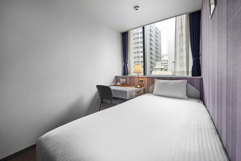 STANDARD, SINGLE, SINGLE BED, SHARED BATHROOM
