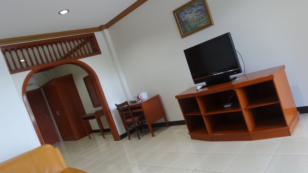S&C Hotel Suites & Apartments 2/29