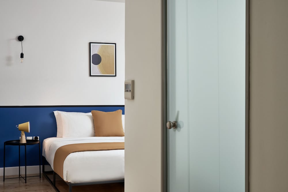 MONO Lofts Athens 12/50