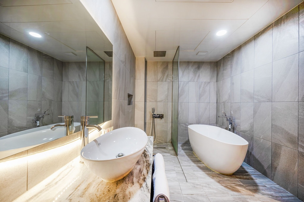 Browndot Hotel Sangmu 43/50