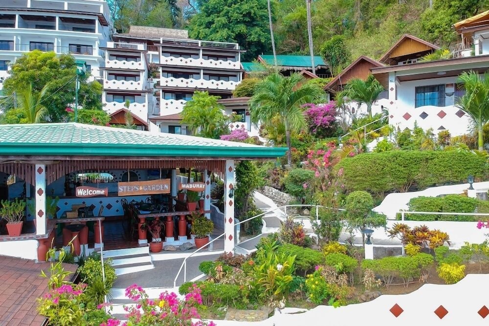 Steps Garden Resort 7/71