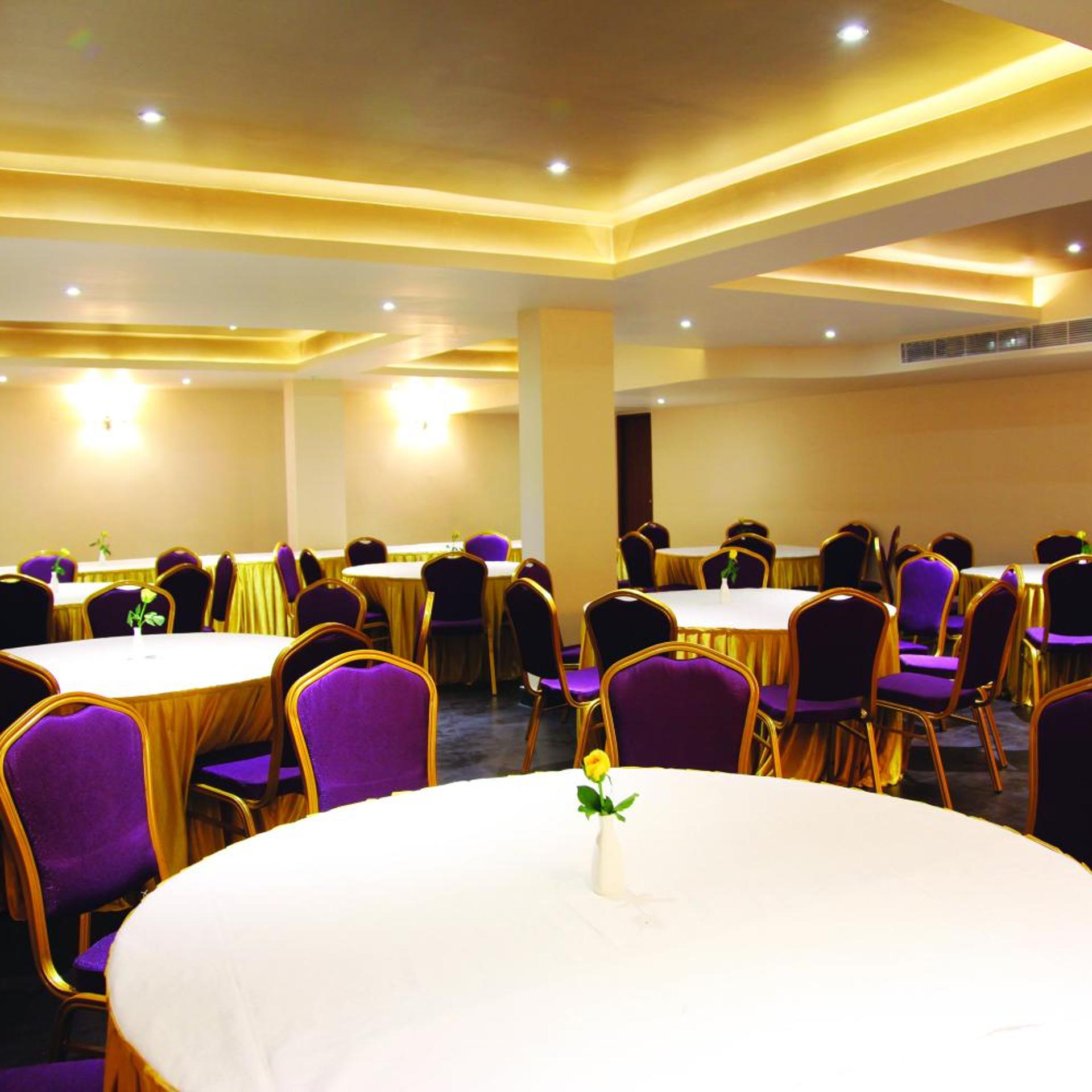 Oyo Premium Karkhana Secunderabad 55/63