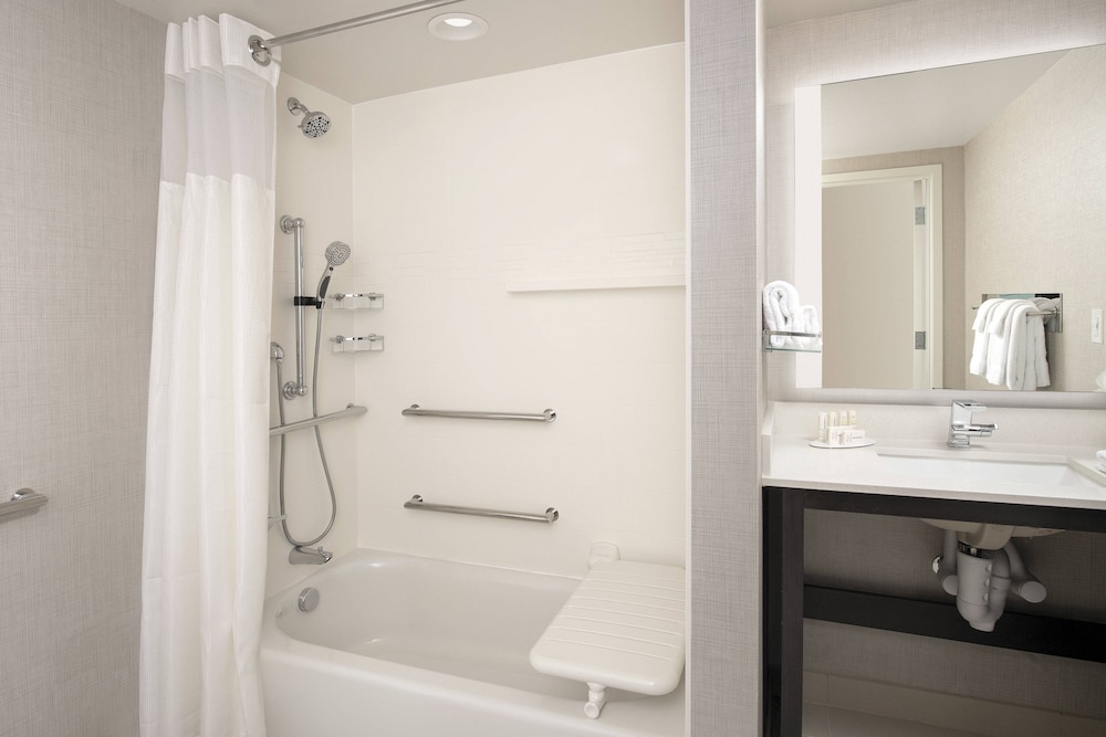 Residence Inn By Marriott Modesto North 9/45