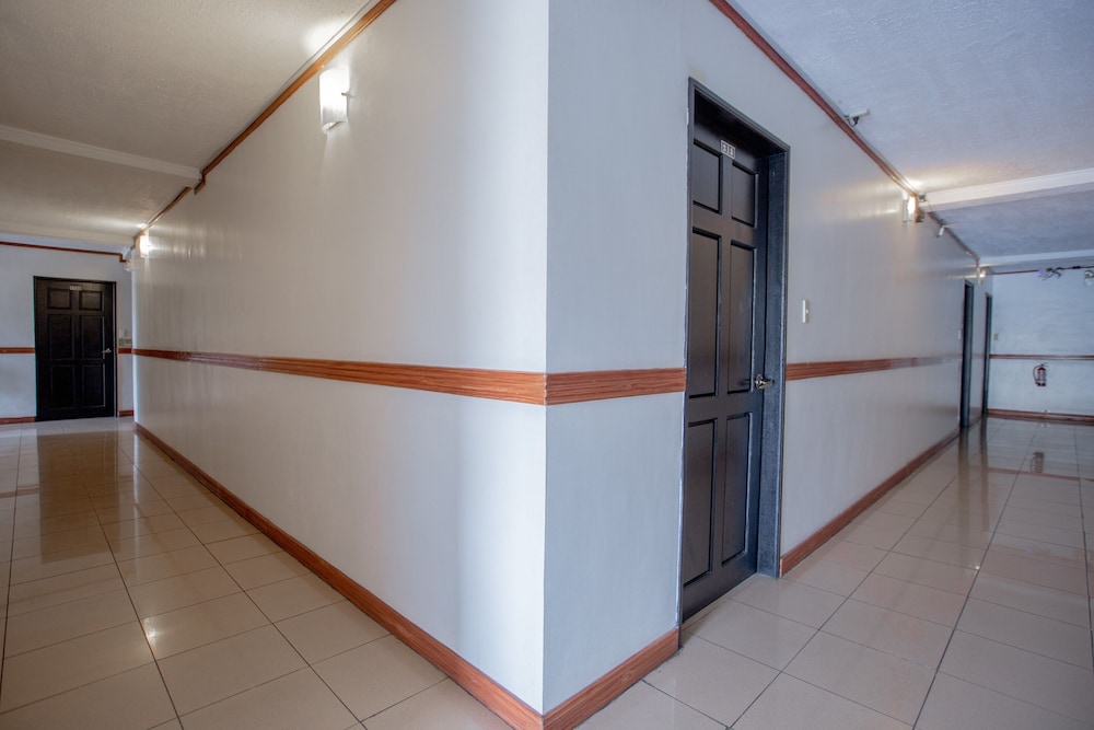 PJ Inn Hotel 33/43