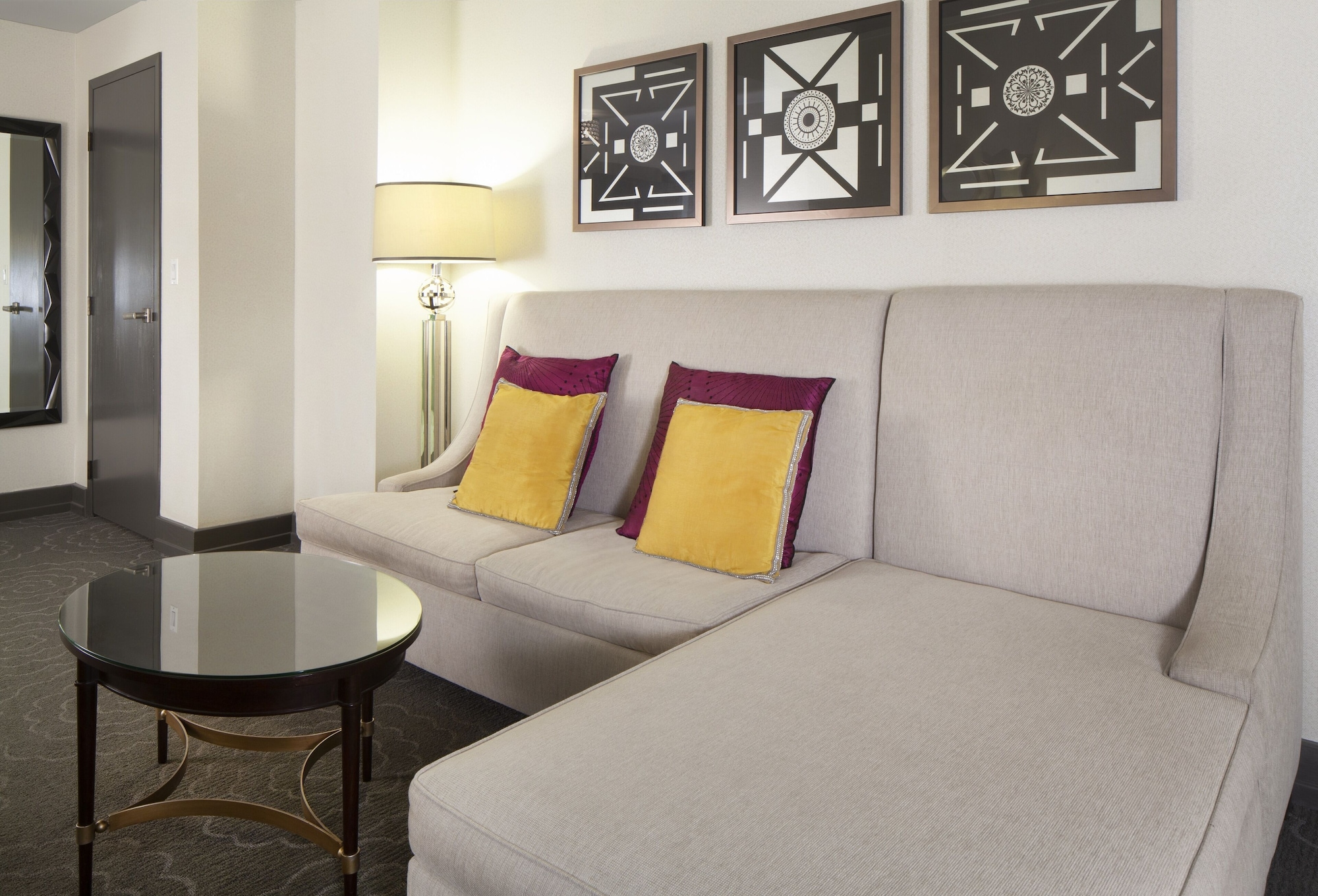lounge
