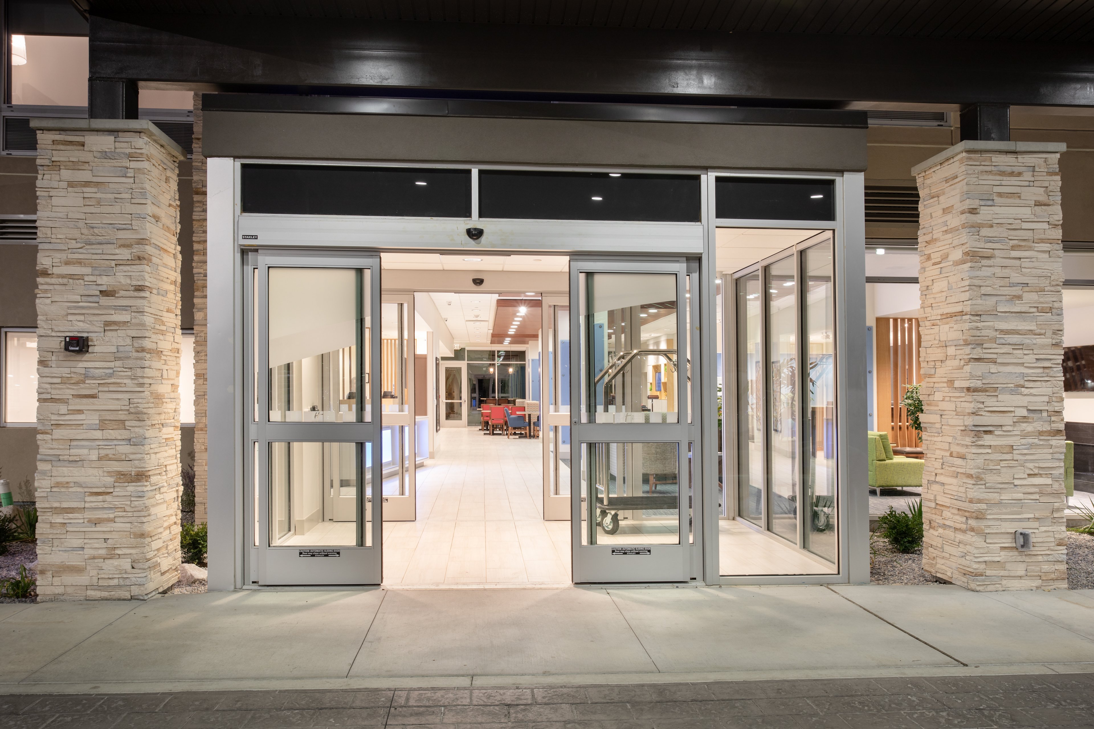 Holiday Inn Express Suites Ely 52/52