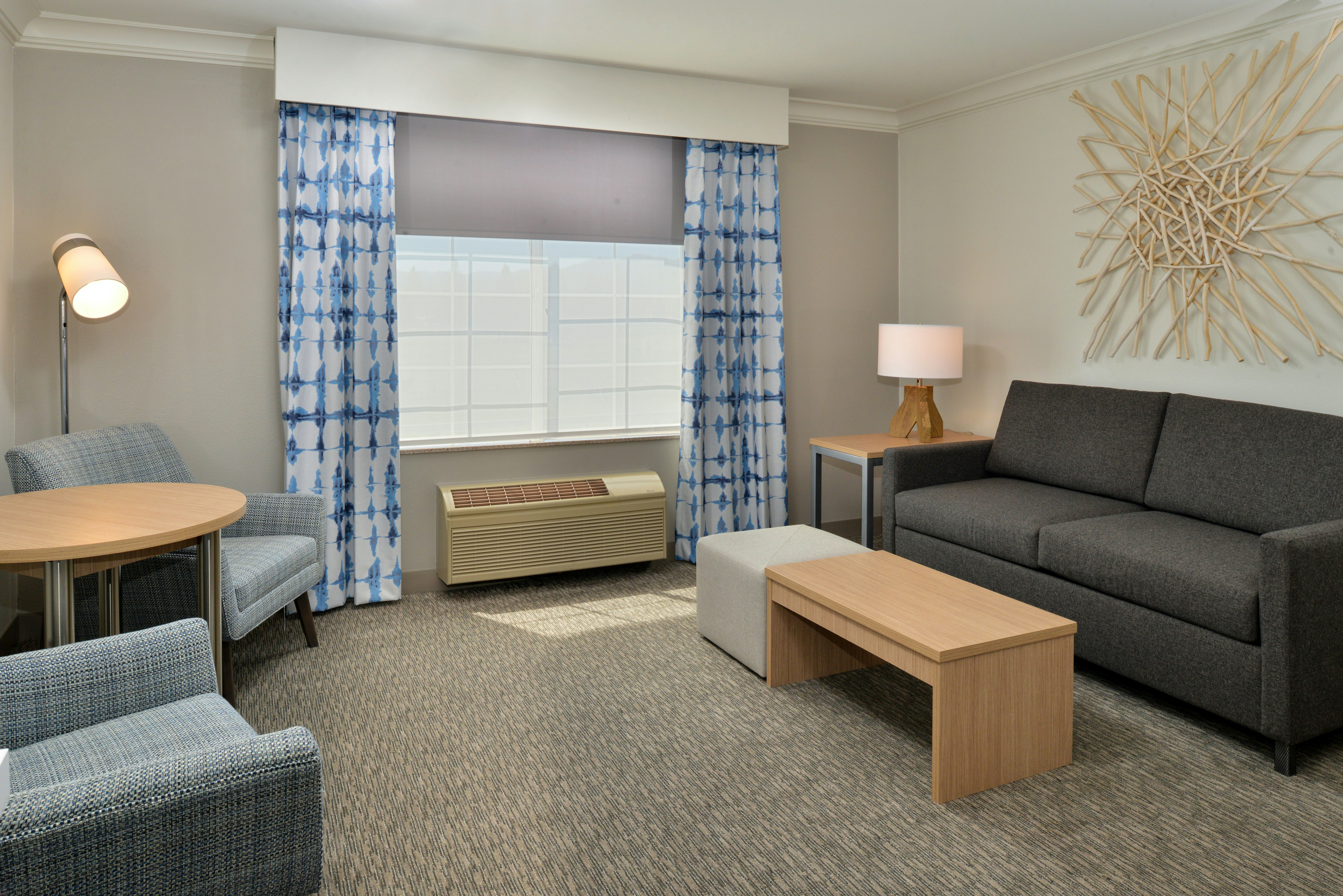 Hilton Garden Inn Napa 25/50