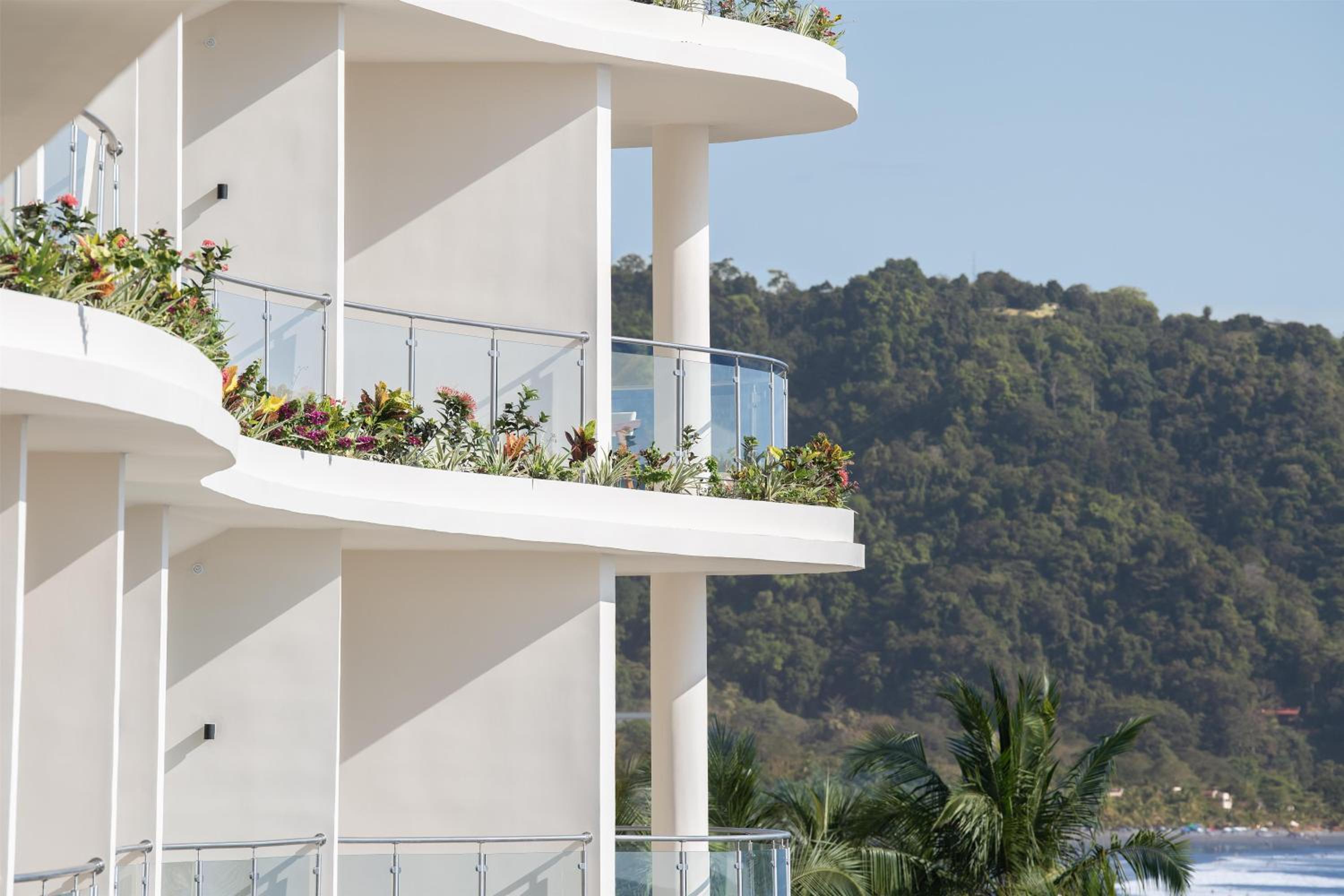 Claritas Beach Bar & Resort, WorldHotels Elite 6/70