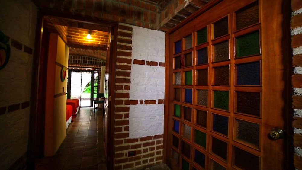 Hotel San Buenaventura De Atitlan 19/50