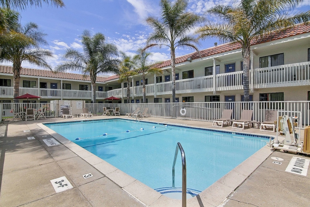 Motel6 Lompoc, CA 28/42
