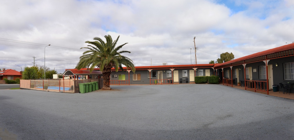ARDEANAL MOTEL 1/48