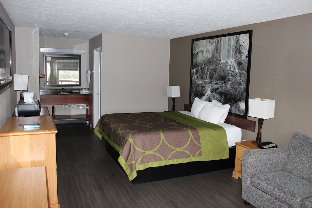 Room, Queen Bed, Accessible
