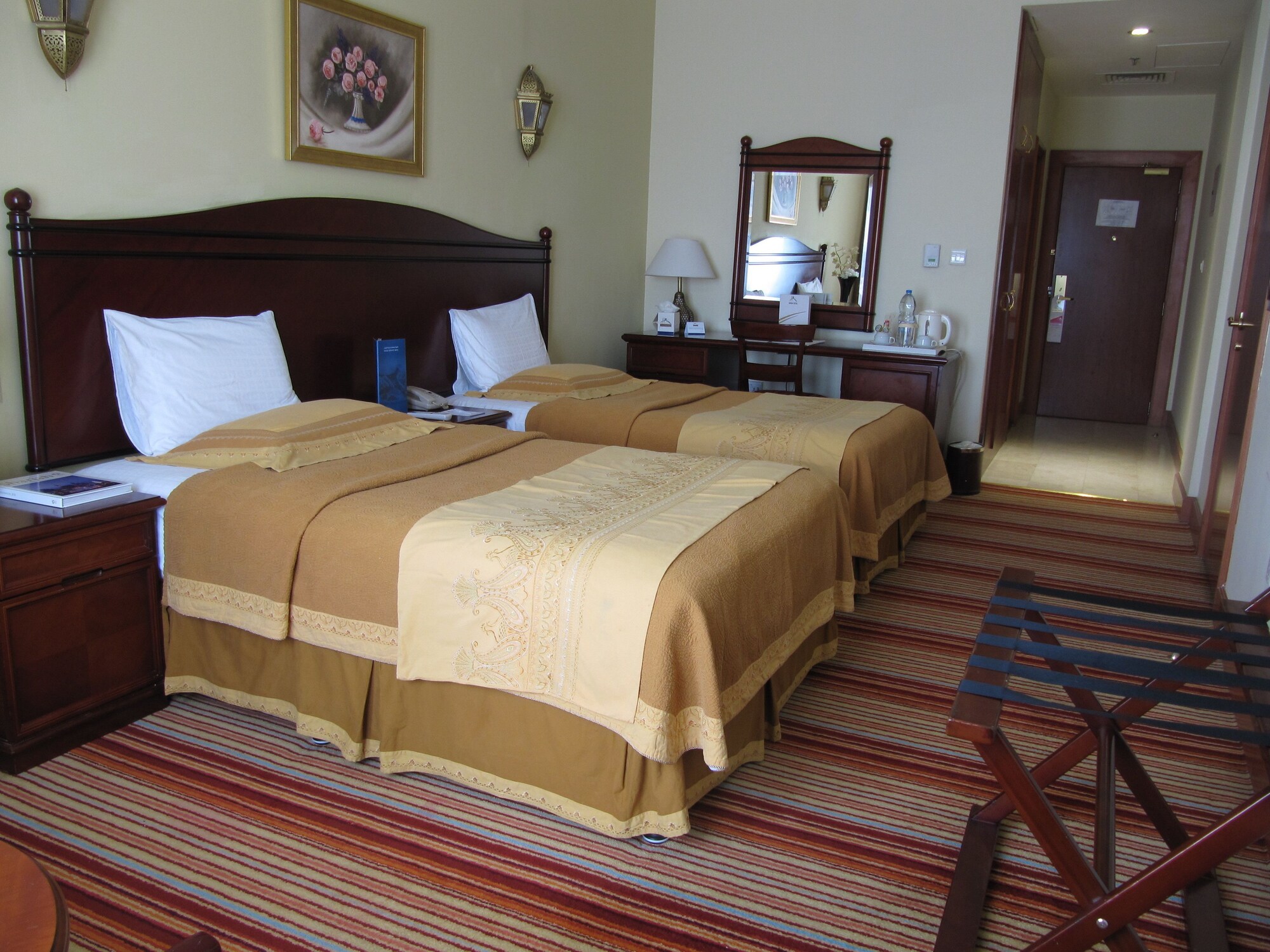 STANDARD TWIN ROOM