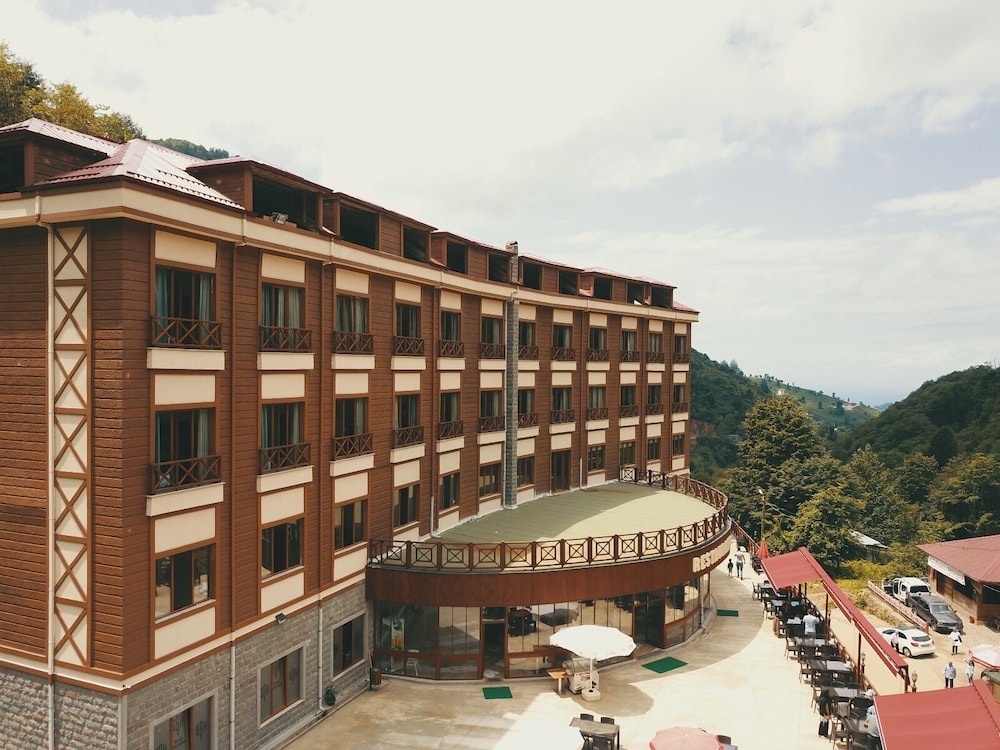 Grand Selale Hotel 2/50