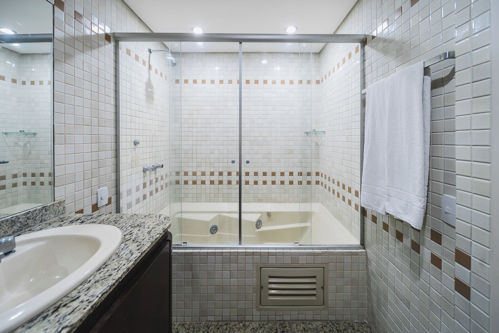 Hotel Victoria Villa Curitiba By Nacional Inn 145/146