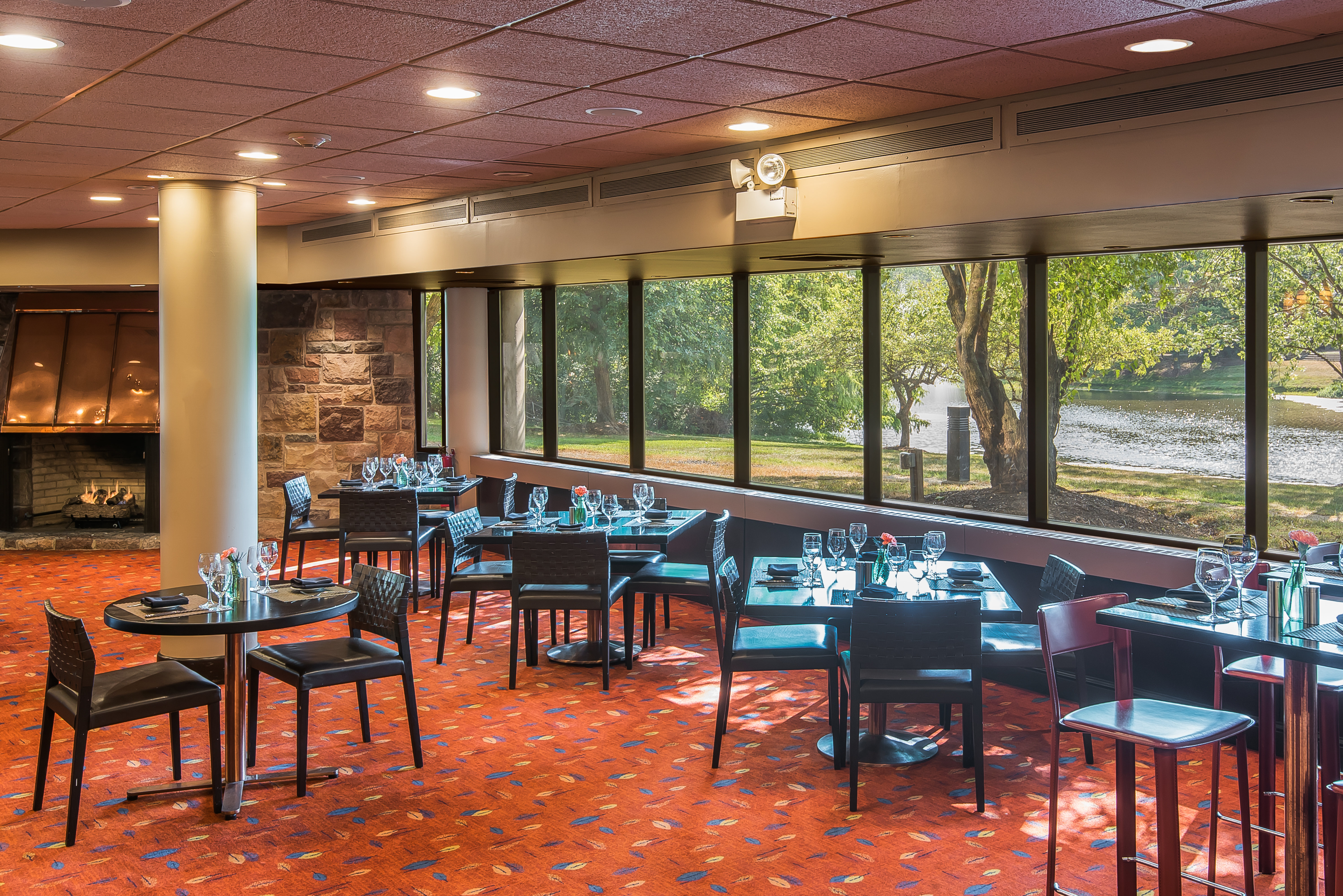HOLIDAY INN EXPRESS PRINCETON SOUTHEAST 40/69