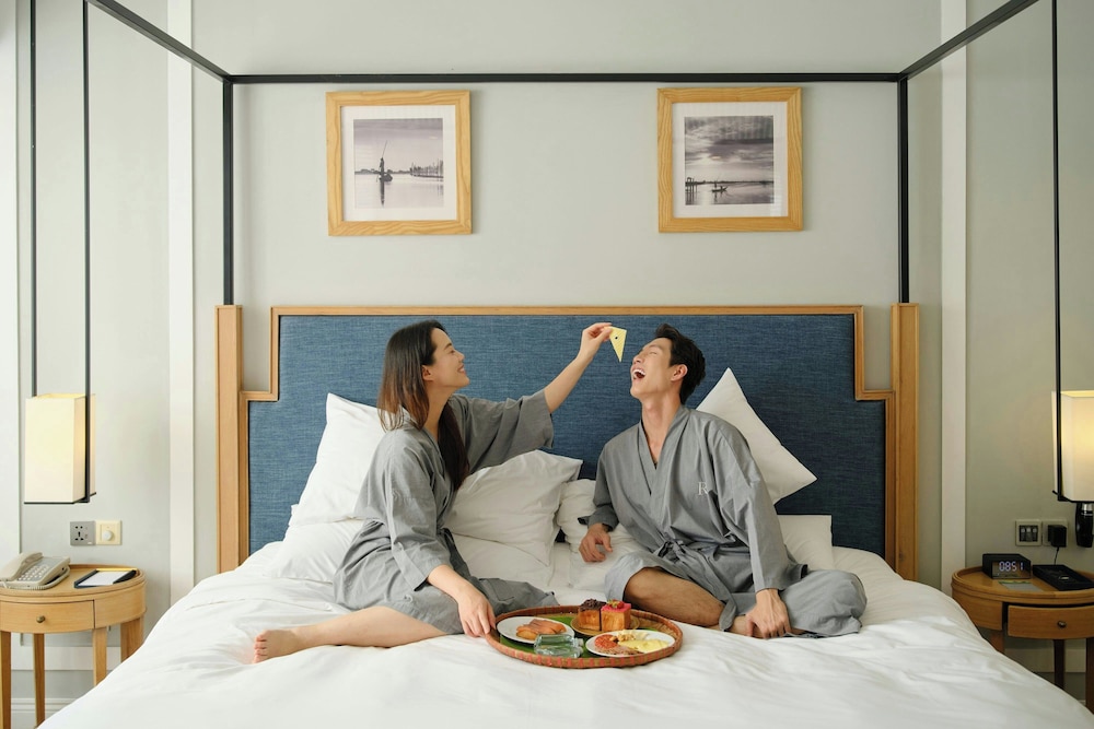 فيلا بسريرين مزدوجين بإطلالة على البحر بـ3 غرف نوم بمسبح خاص، Renaissance Hoi An Resort & Spa 5/10
