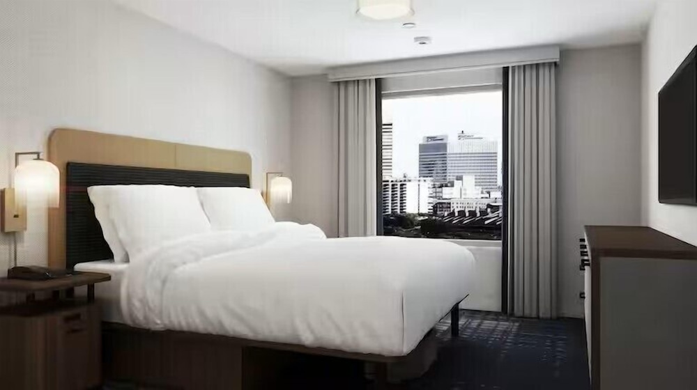 Homewood Suites by Hilton Walker Grand Rapids North 25/56