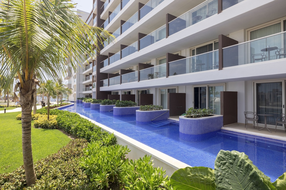 Royalton Splash Riviera Cancun, An Autograph Collection All-Inclusive Resort 2/54