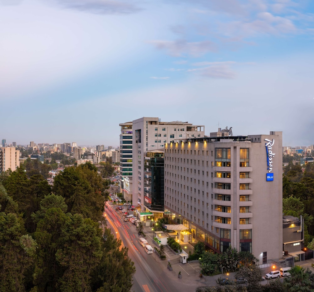 Radisson Blu Hotel, Addis Ababa 6/81