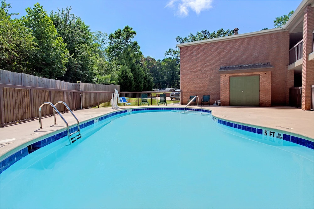 Super 8 by Wyndham Acworth/Atlanta Area GA 3/27