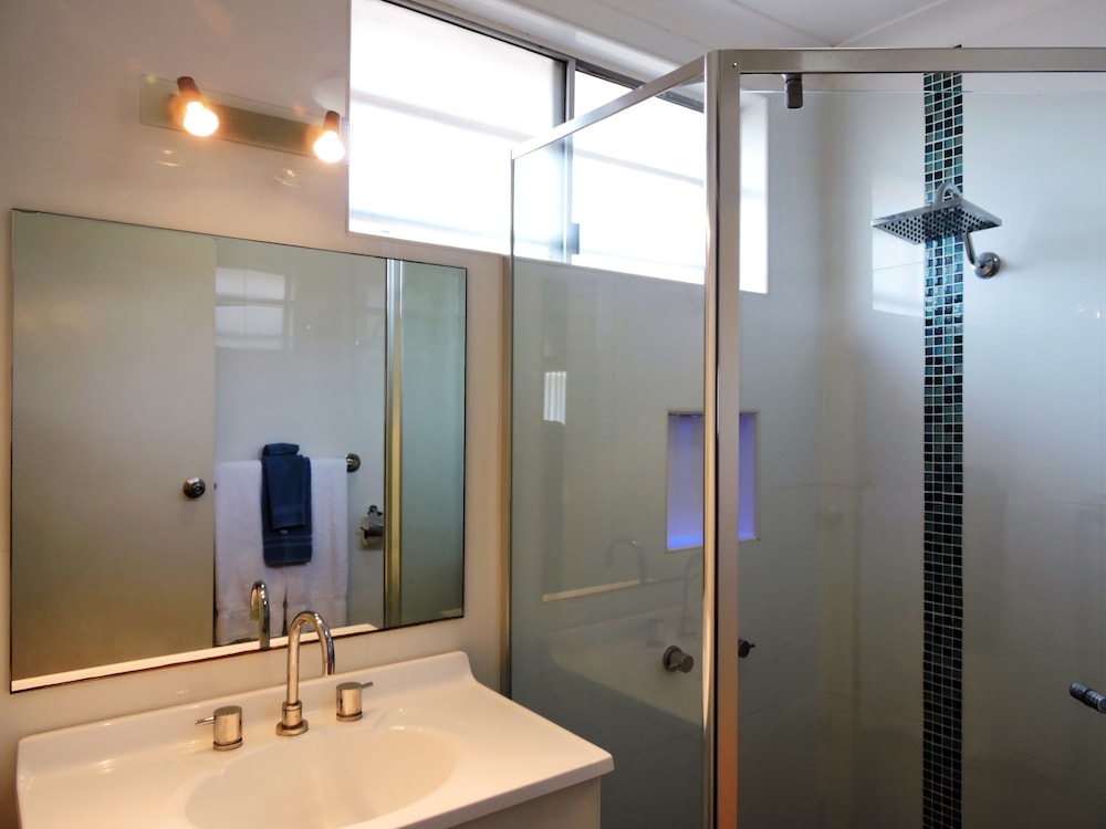 TWEED HEADS VEGAS MOTEL 26/44