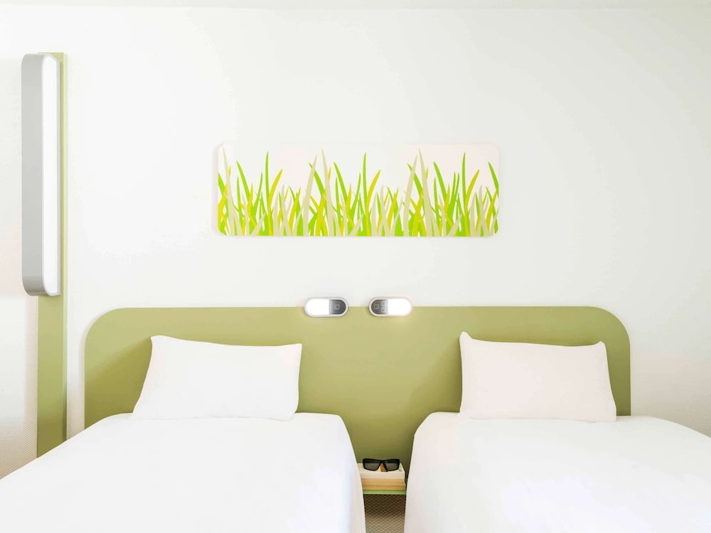 Ibis Budget Lyon Saint Genis Laval 23/62